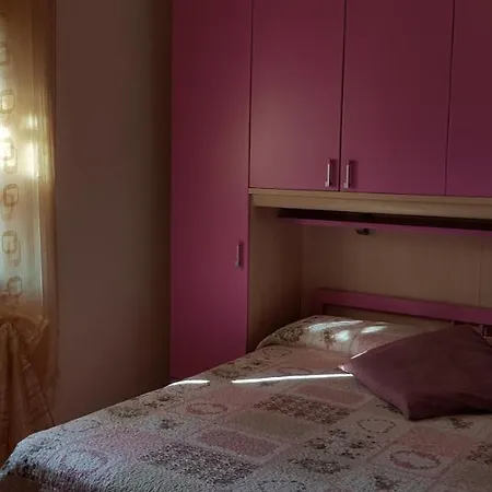 Lejlighed Vacanze Da Piera La Caletta